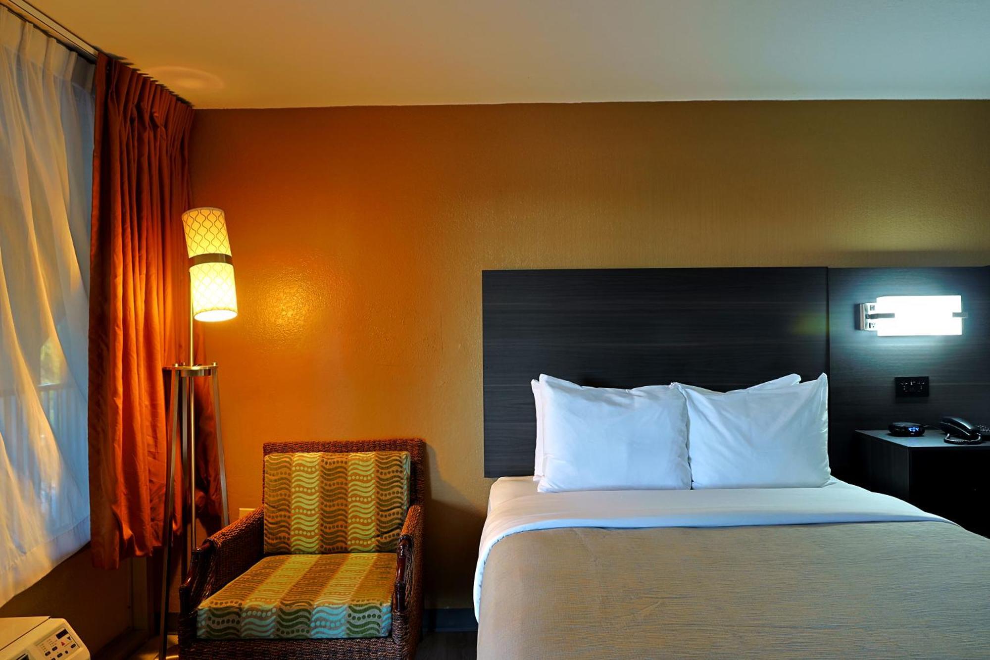 Quality Inn Kennedy Space Center Titusville Eksteriør billede
