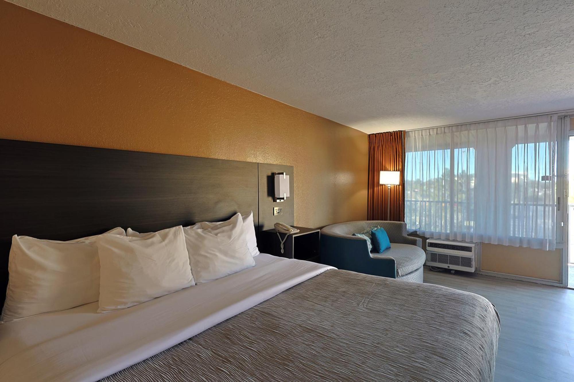 Quality Inn Kennedy Space Center Titusville Eksteriør billede