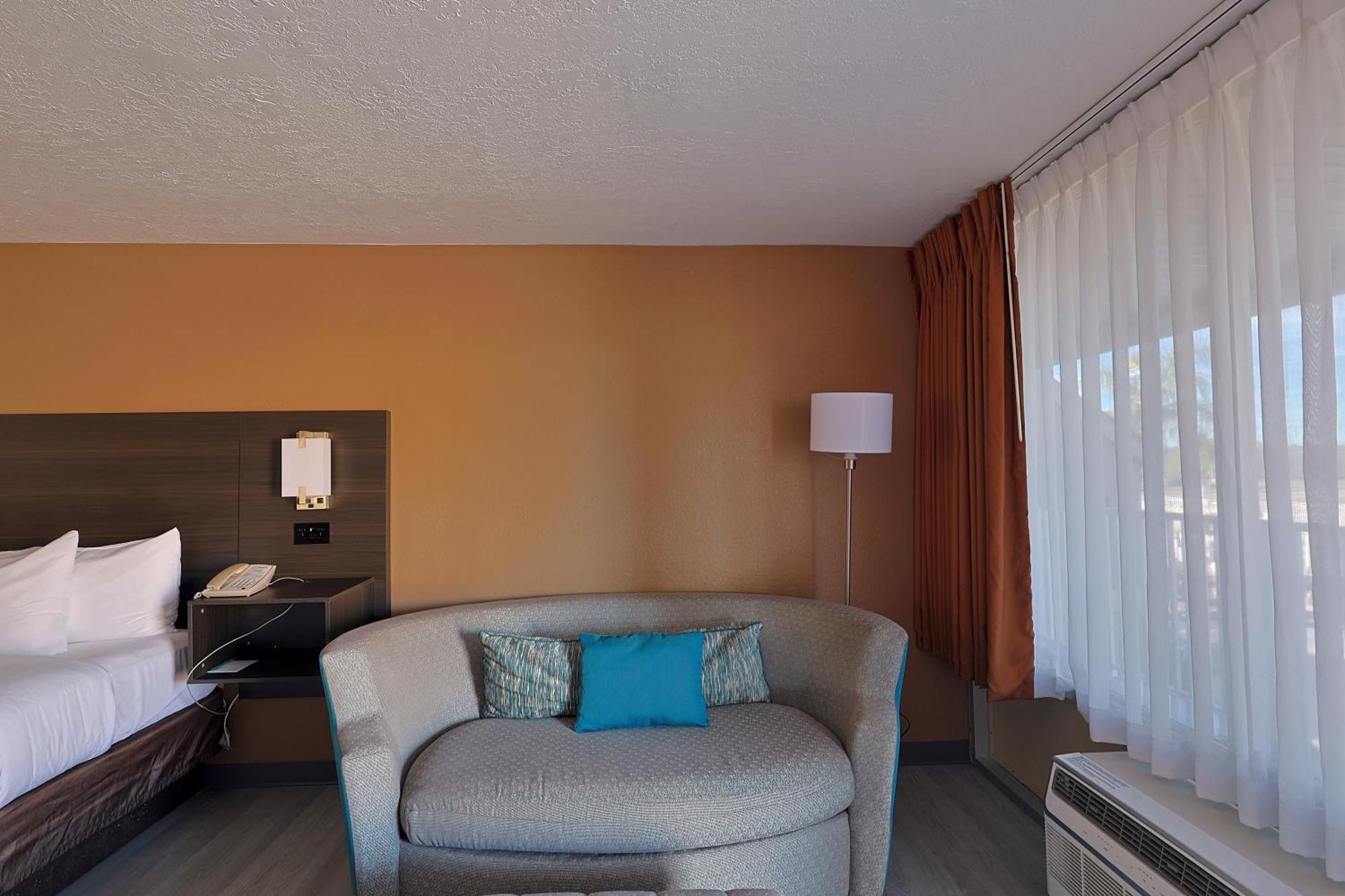 Quality Inn Kennedy Space Center Titusville Eksteriør billede